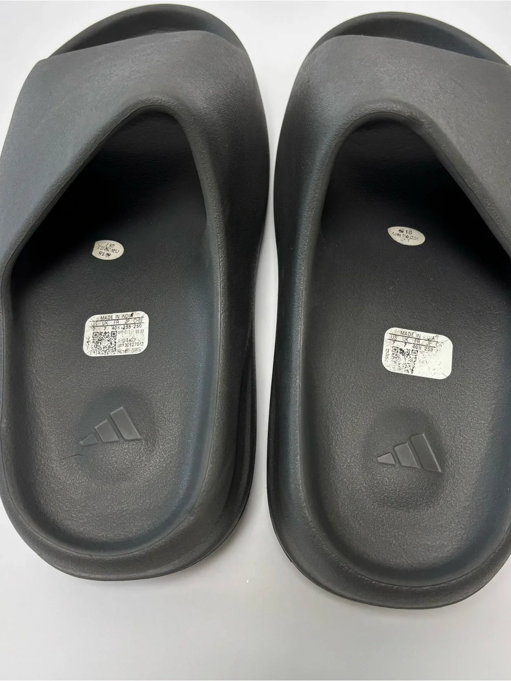 adidas Adilette Comfort Black Slide Sandals Men’s 7 Women’s 8 EU 40